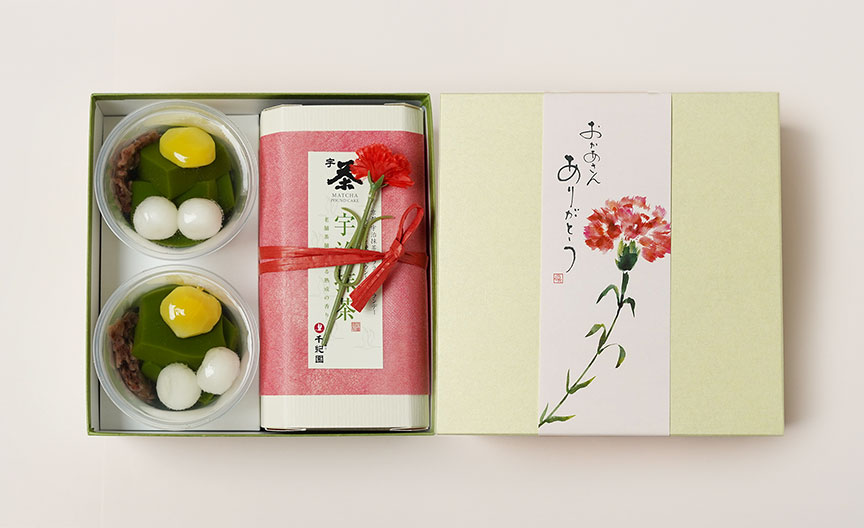千紀園（せんきえん）の【母の日限定】宇治抹茶ゼリー2個と宇治抹茶とブランデーのパウンドケーキ